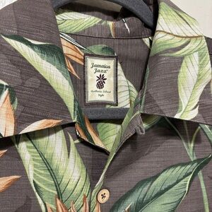 Jamaica Jaxx Men’s Tropical Hawaiian Shirt Floral Brown Size L